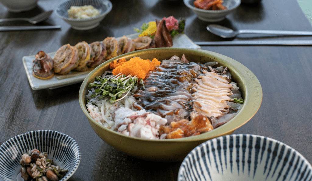 강원도-속초-중앙시장-맛집-현지인-추천-수요미식회-클리앙-더쿠-순위-물회-생선구이-정리-베스트10-가성비-저렴한-대게-5대-롯데리조트-체스터톤스-내돈내산-대포항-포장-카페-순두부-초당