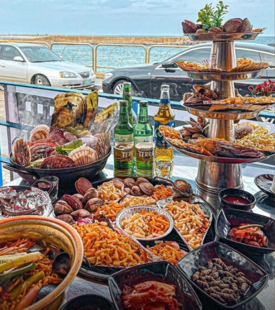 강원도-속초-중앙시장-맛집-현지인-추천-수요미식회-클리앙-더쿠-순위-물회-생선구이-정리-베스트10-가성비-저렴한-대게-5대-롯데리조트-체스터톤스-내돈내산-대포항-포장-카페-순두부-초당